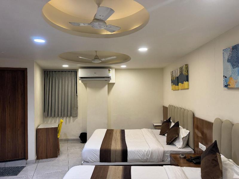 Hotel Pratham Inn image