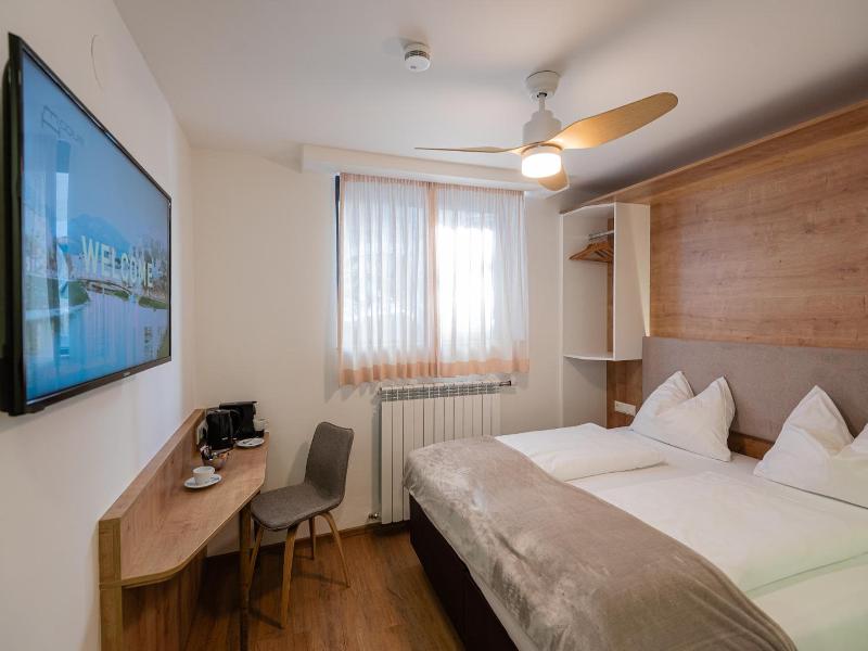 Hotel Modus image