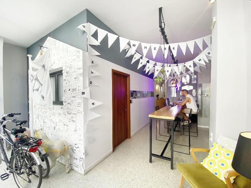 Live In Athens, Psyrri Central Apartments image
