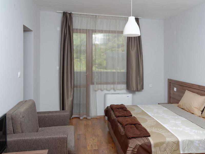 Alpine Garden Hotel (trayanovi Dvori) image