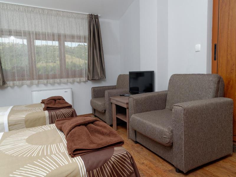 Alpine Garden Hotel (trayanovi Dvori) image