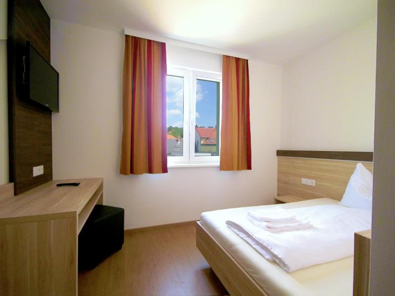 Dorfgasthof Berlakovich image