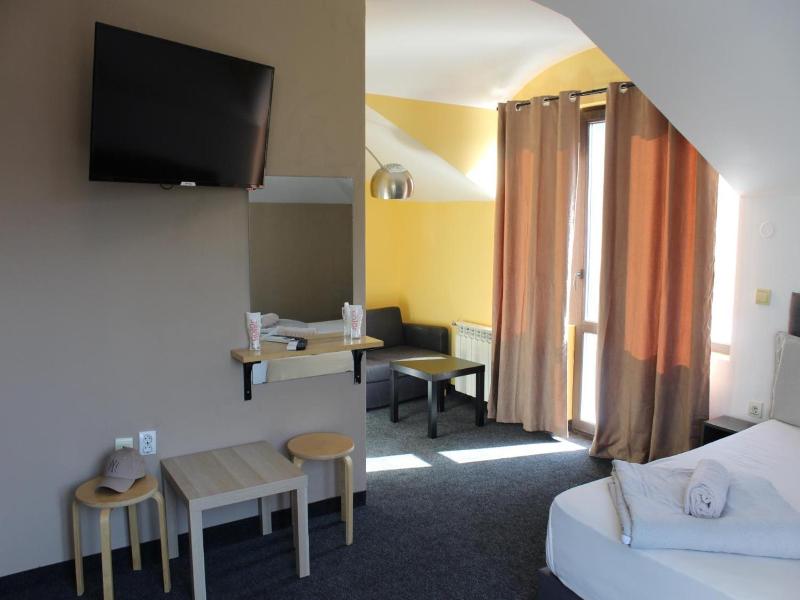 Hotel Color