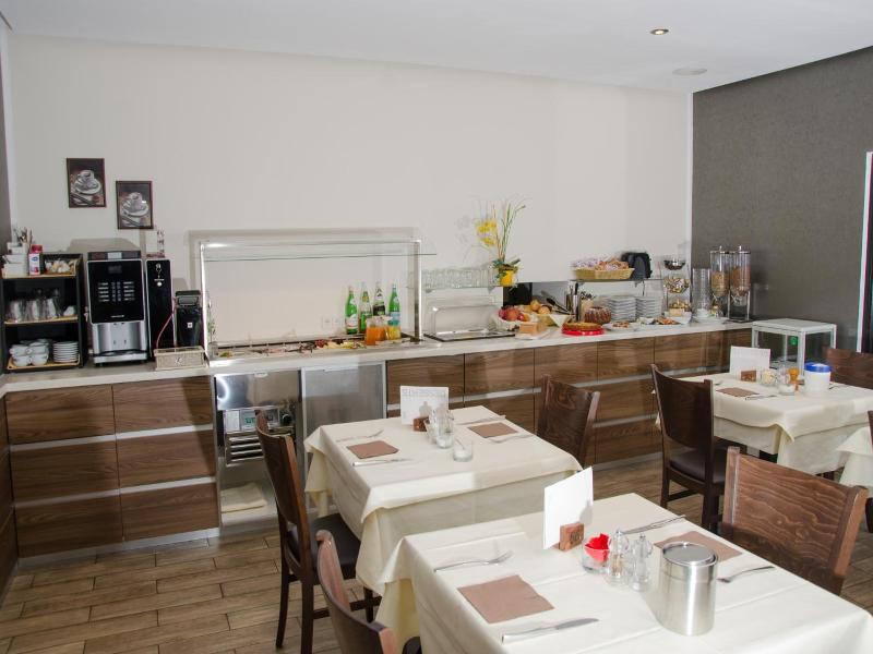 Hotel -restaurant Taormina image
