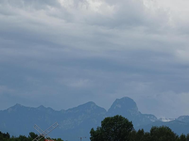 Heufelder Hof image