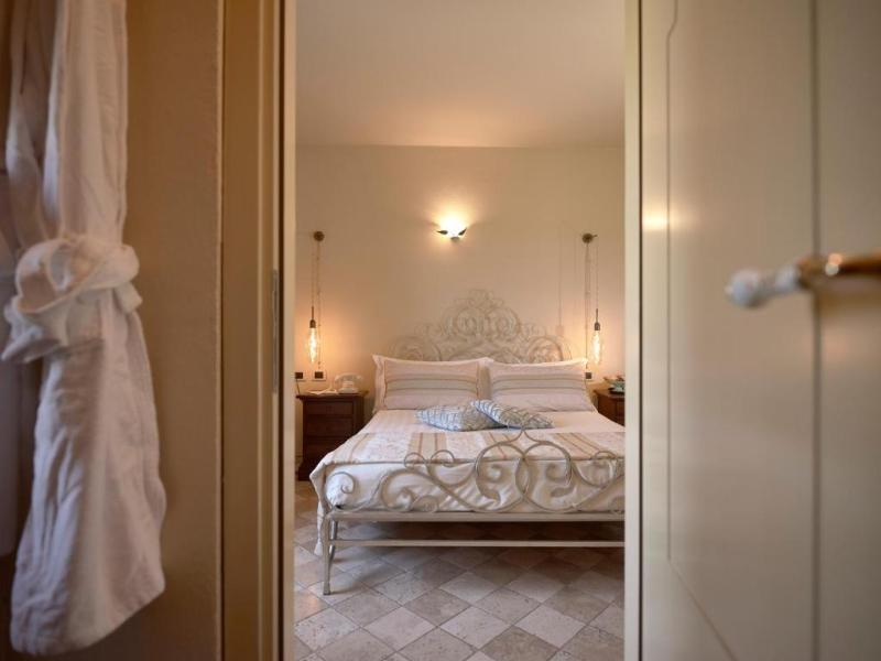 Tenuta Montemagno Relais & Wines image