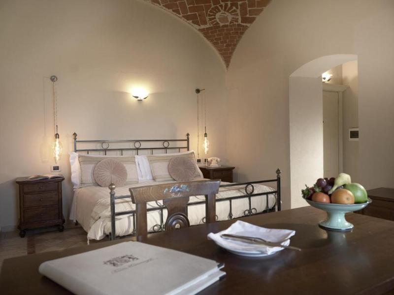 Tenuta Montemagno Relais & Wines image