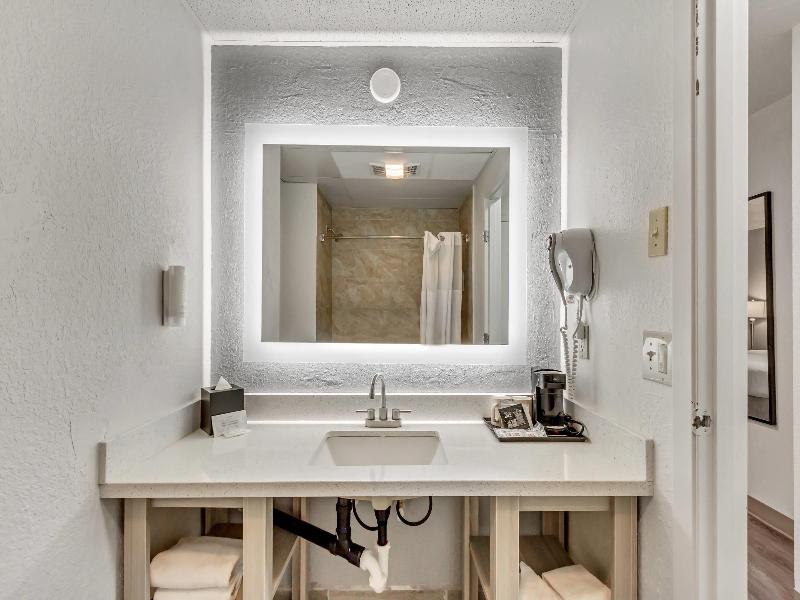 Clarion Inn Salt Lake City Airport image