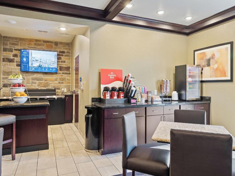 Cobblestone Hotel & Suites - Alpine