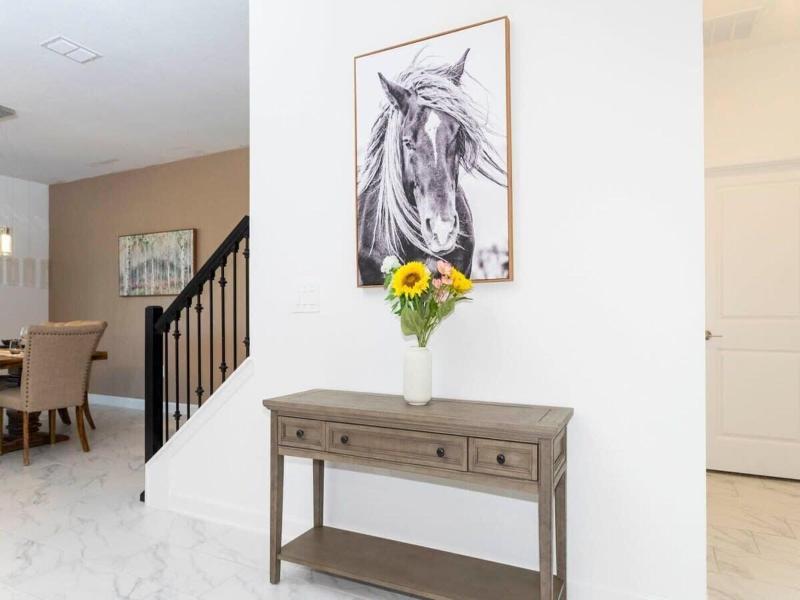 Super Nice And Spacious 9bdr Home image