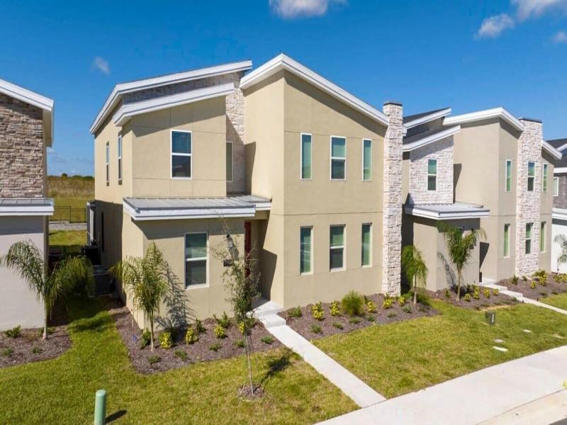 Super Nice And Spacious 9bdr Home image