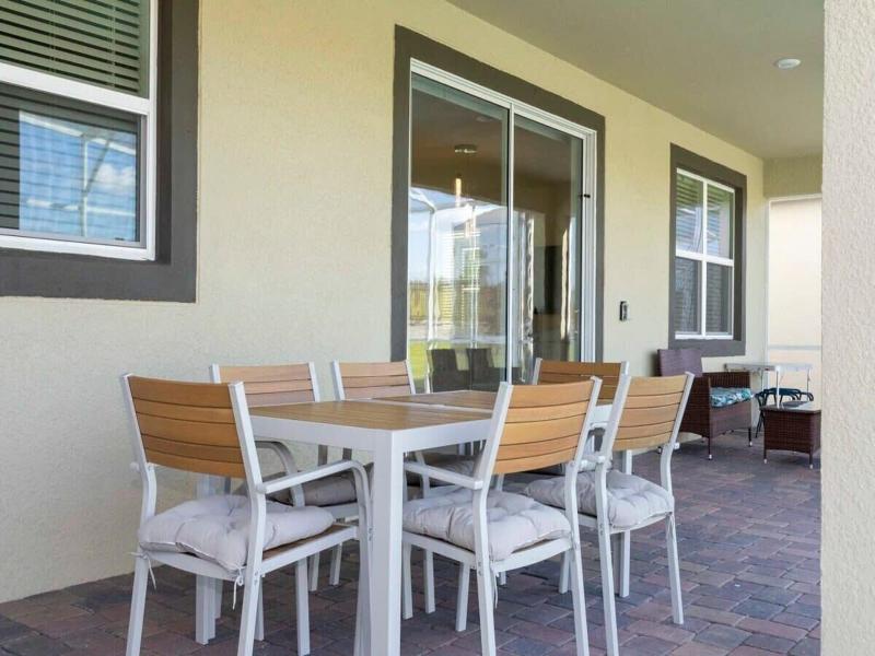 Super Nice And Spacious 9bdr Home image