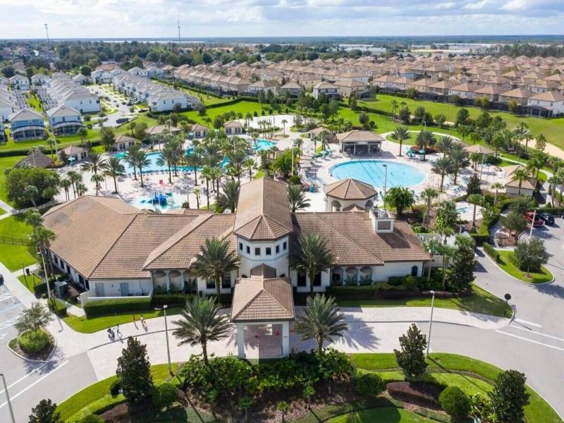 Super Nice And Spacious 9bdr Home image