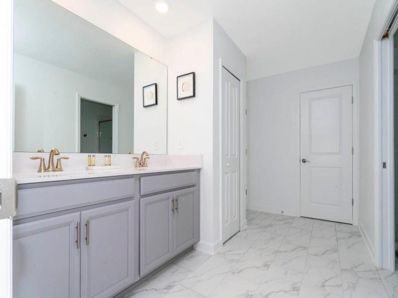 Super Nice And Spacious 9bdr Home image