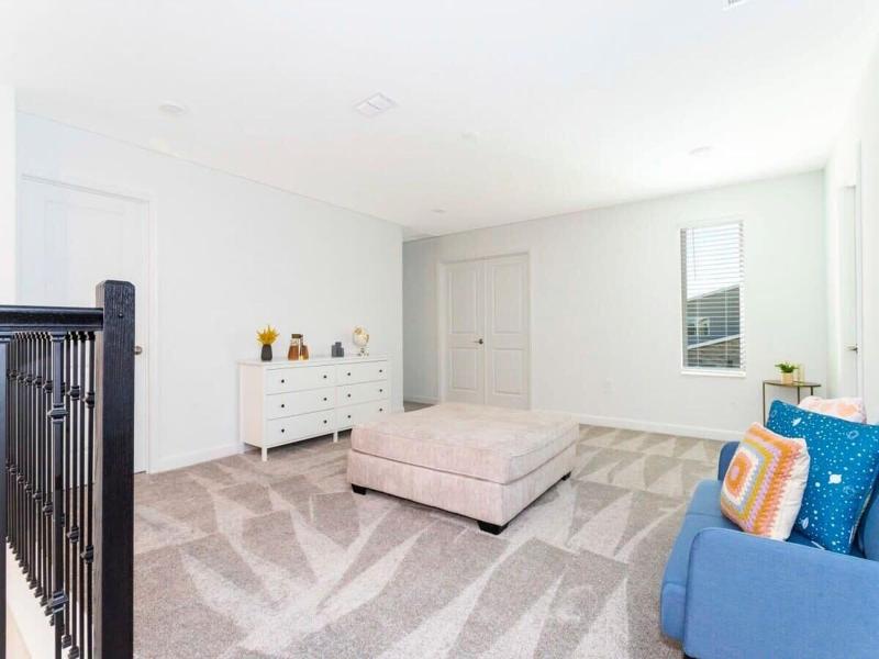 Super Nice And Spacious 9bdr Home image
