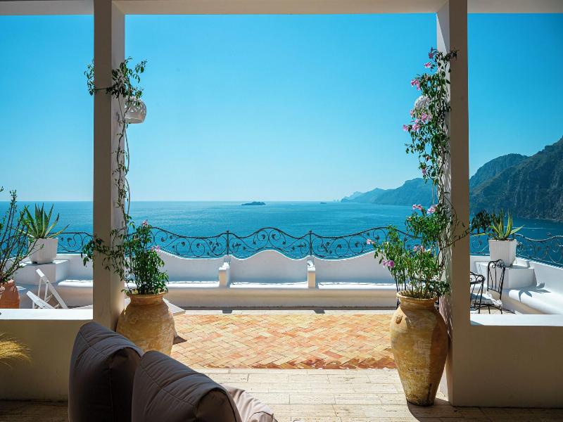 Villa Santa Chiara Positano Suites image