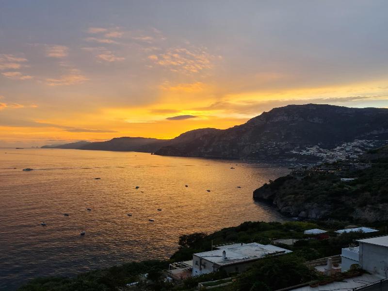 Villa Santa Chiara Positano Suites image