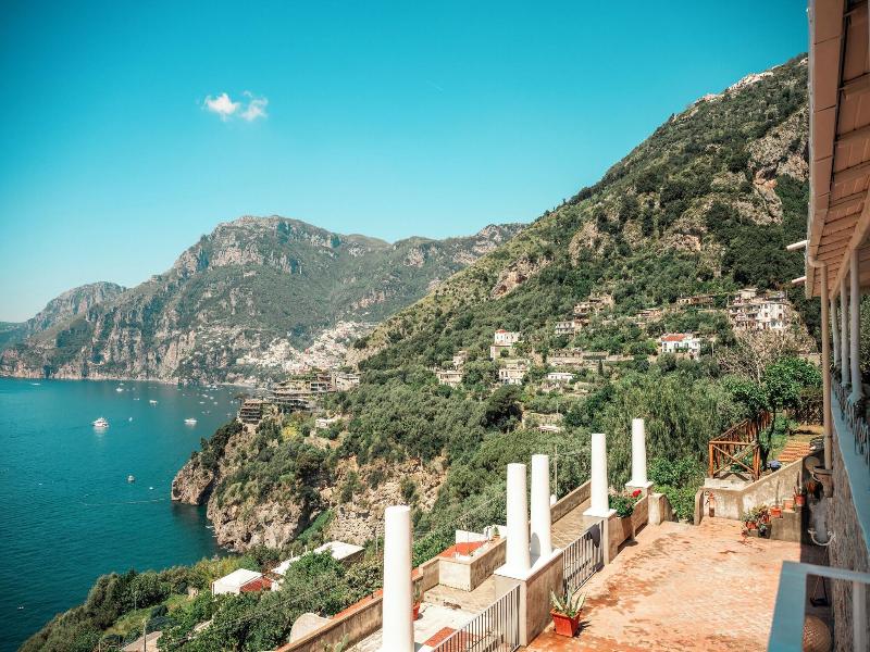Villa Santa Chiara Positano Suites image