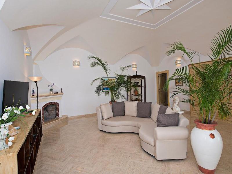 Villa Santa Chiara Positano Suites image