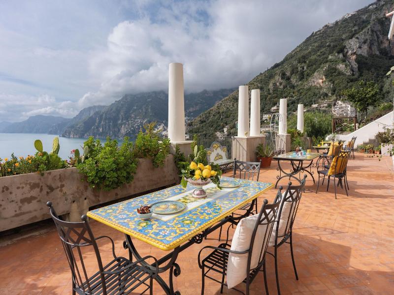 Villa Santa Chiara Positano Suites image