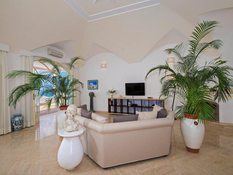 Villa Santa Chiara Positano Suites image