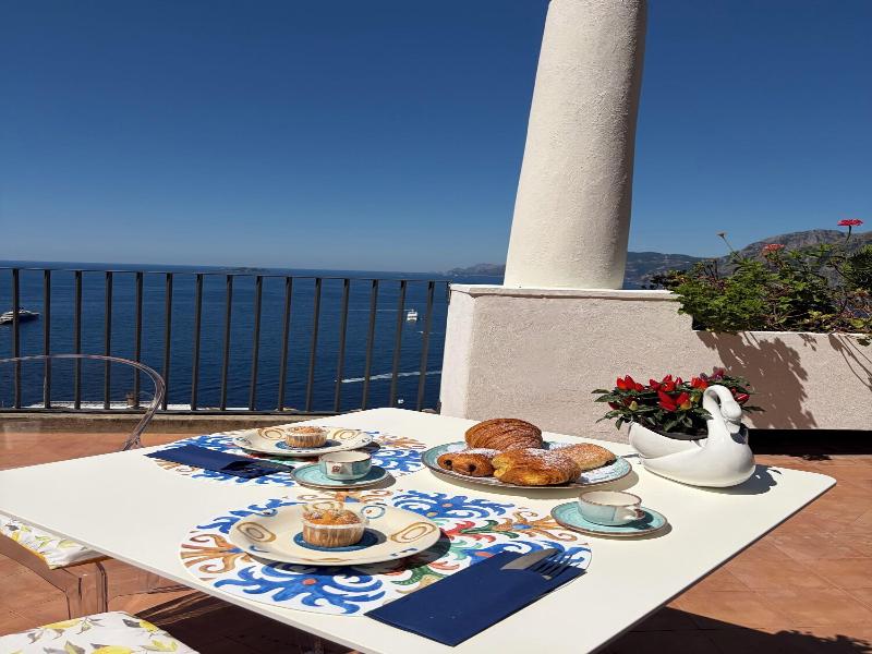 Villa Santa Chiara Positano Suites image