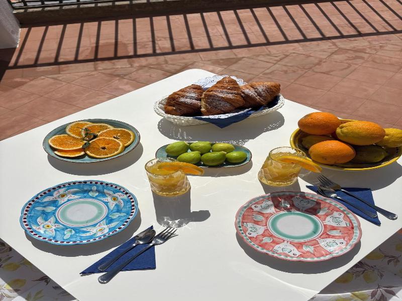 Villa Santa Chiara Positano Suites image