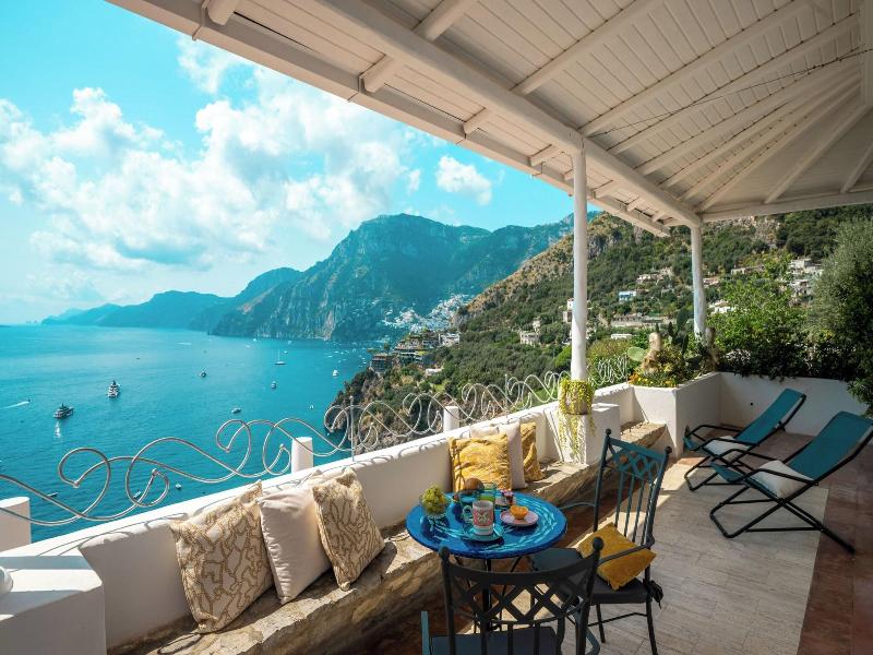 Villa Santa Chiara Positano Suites image
