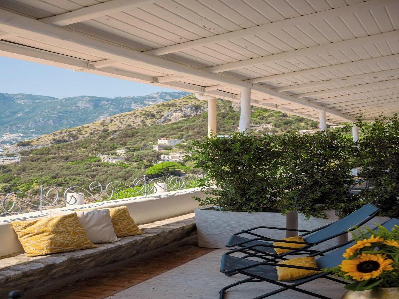 Villa Santa Chiara Positano Suites image