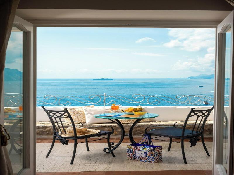 Villa Santa Chiara Positano Suites image