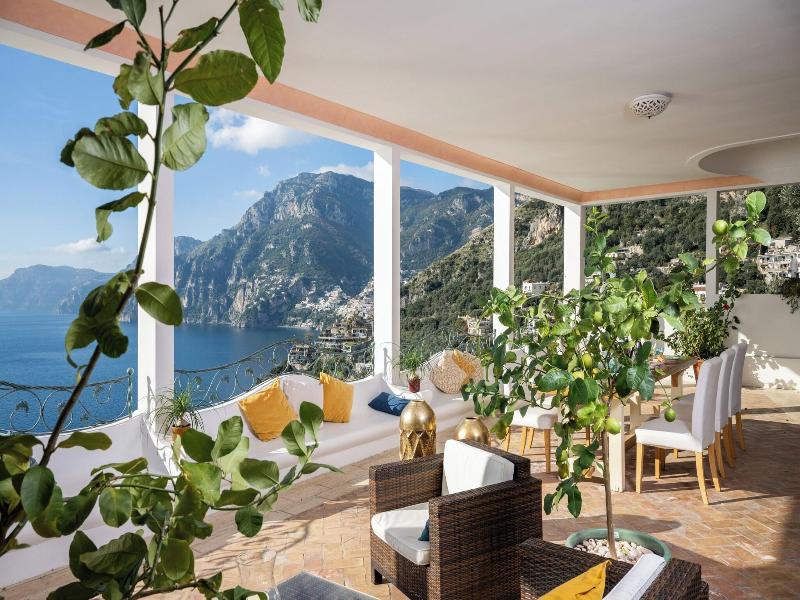 Villa Santa Chiara Positano Suites image