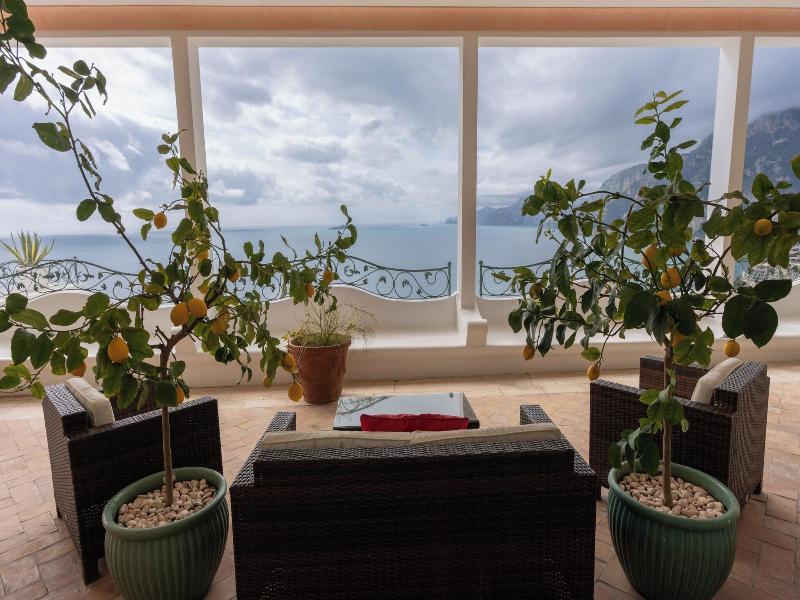 Villa Santa Chiara Positano Suites image