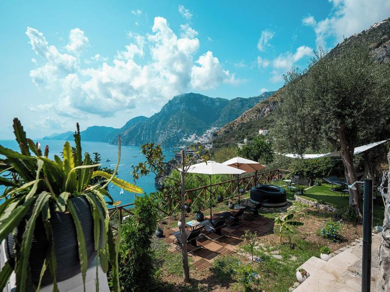 Villa Santa Chiara Positano Suites image