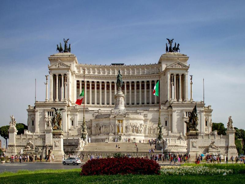 Vatican Green Garden image