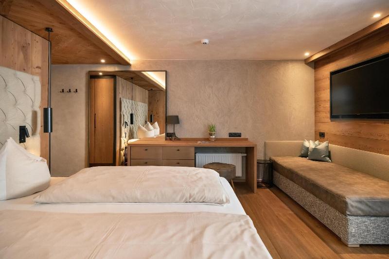 Hotel Sonnenhof image