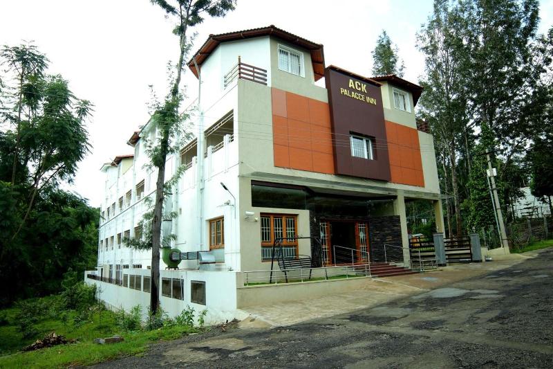 Ack Palacce Inn