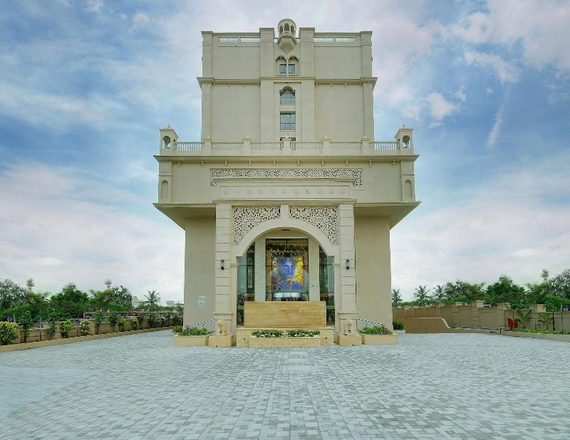 Lemon Tree Premier Dwarka image