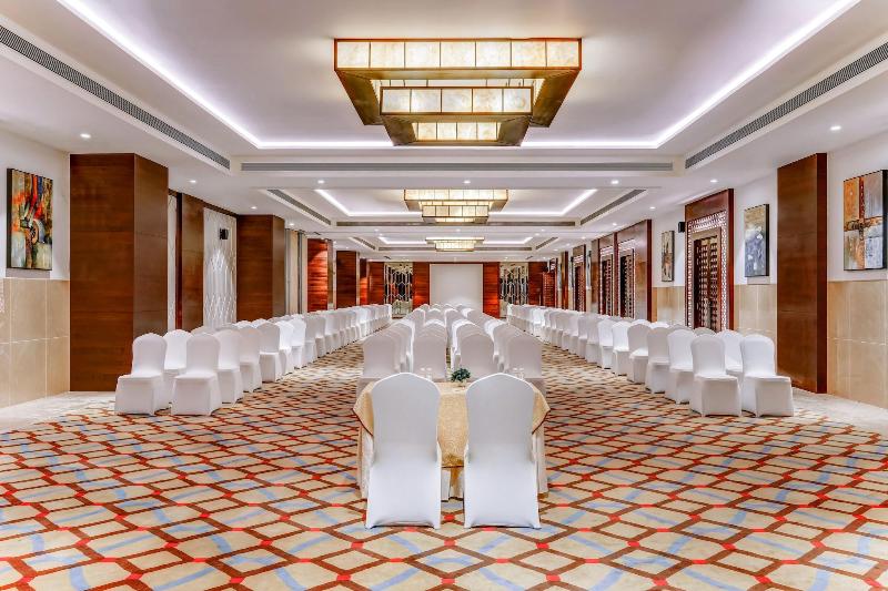 Lemon Tree Premier Dwarka image