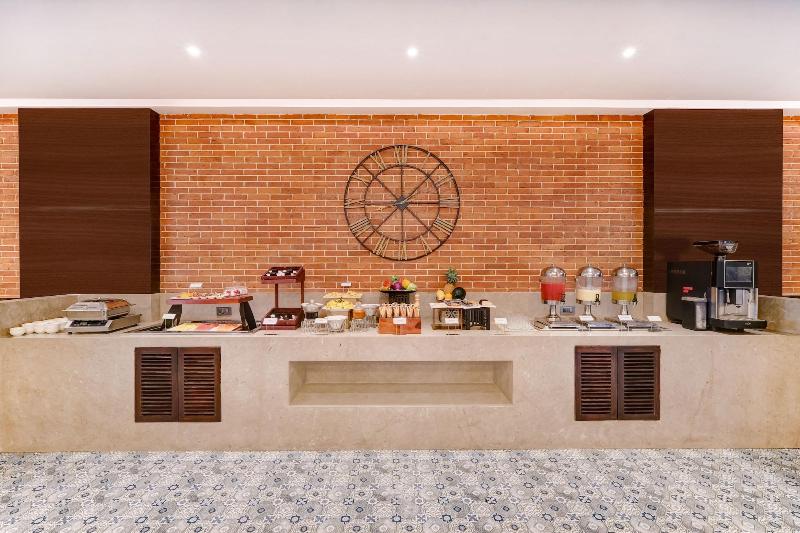 Lemon Tree Premier Dwarka image