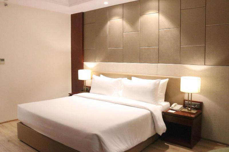 Lemon Tree Premier Dwarka image
