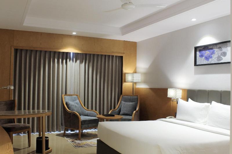 Lemon Tree Premier Dwarka image