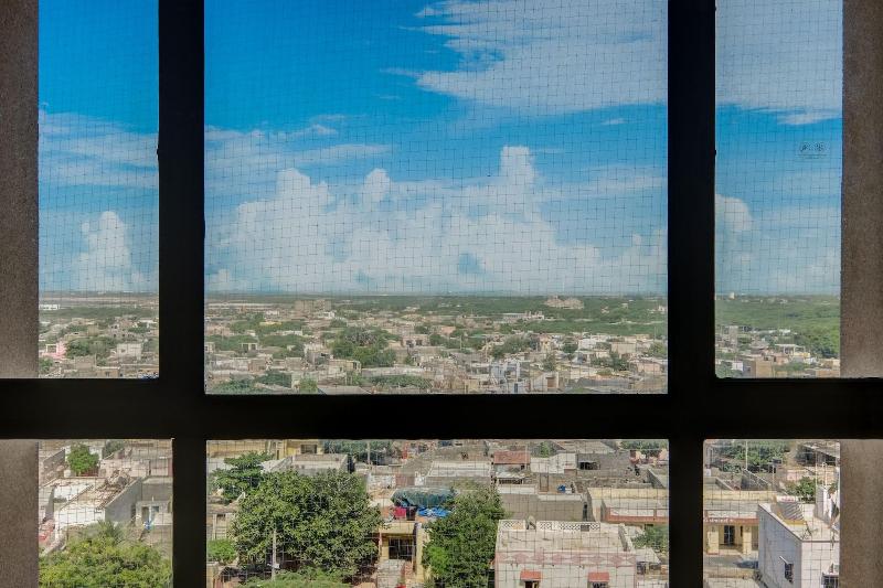 Lemon Tree Premier Dwarka image
