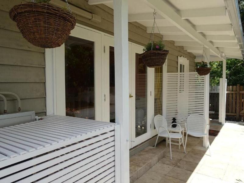 Winston Cottage image