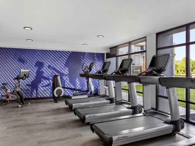 Delta Hotels By Marriott Somerset image