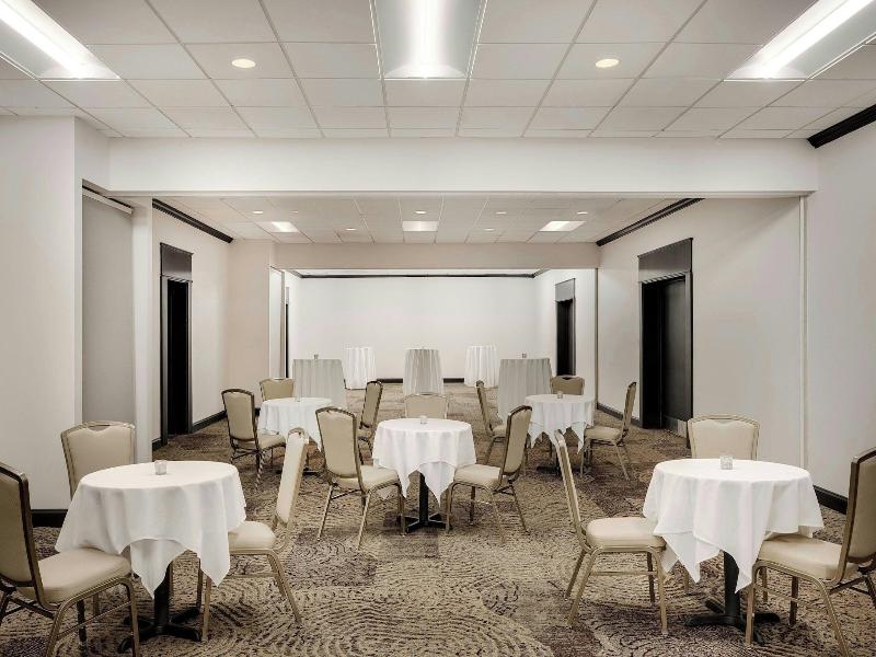 Delta Hotels By Marriott Somerset image