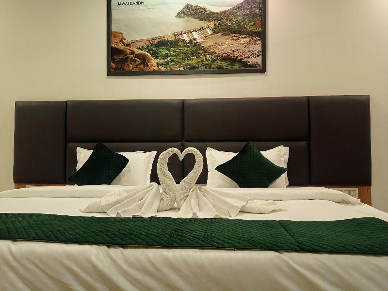 Sun Stone Hotel & Club - Jawai image