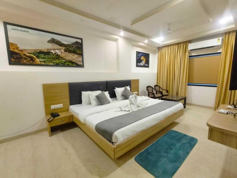 Sun Stone Hotel & Club - Jawai image