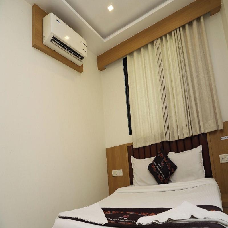Hotel Satyam Residency image