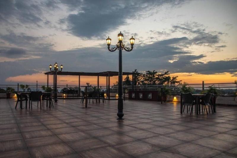 Hotel Alaya image