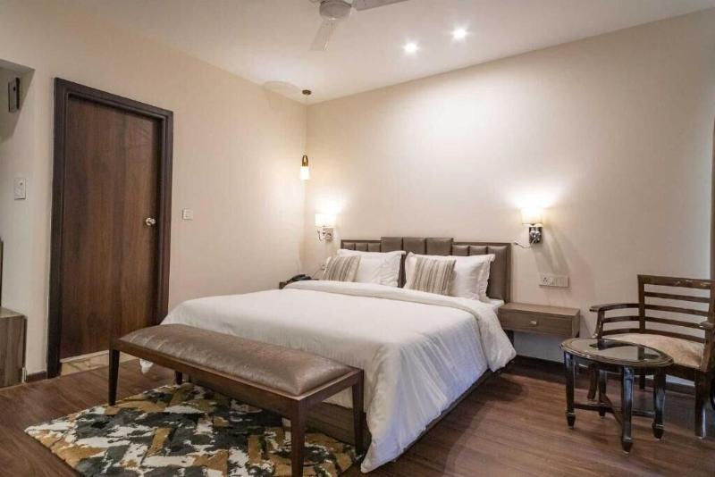 Hotel Alaya image